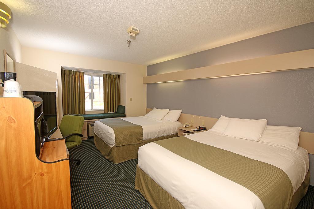 Microtel Inn & Suites By Wyndham Statesville Extérieur photo