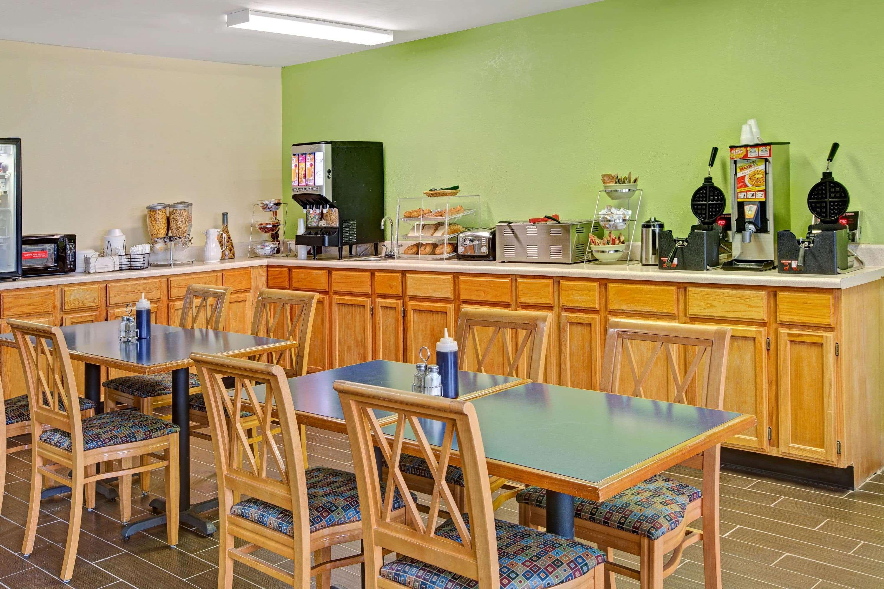 Microtel Inn & Suites By Wyndham Statesville Extérieur photo