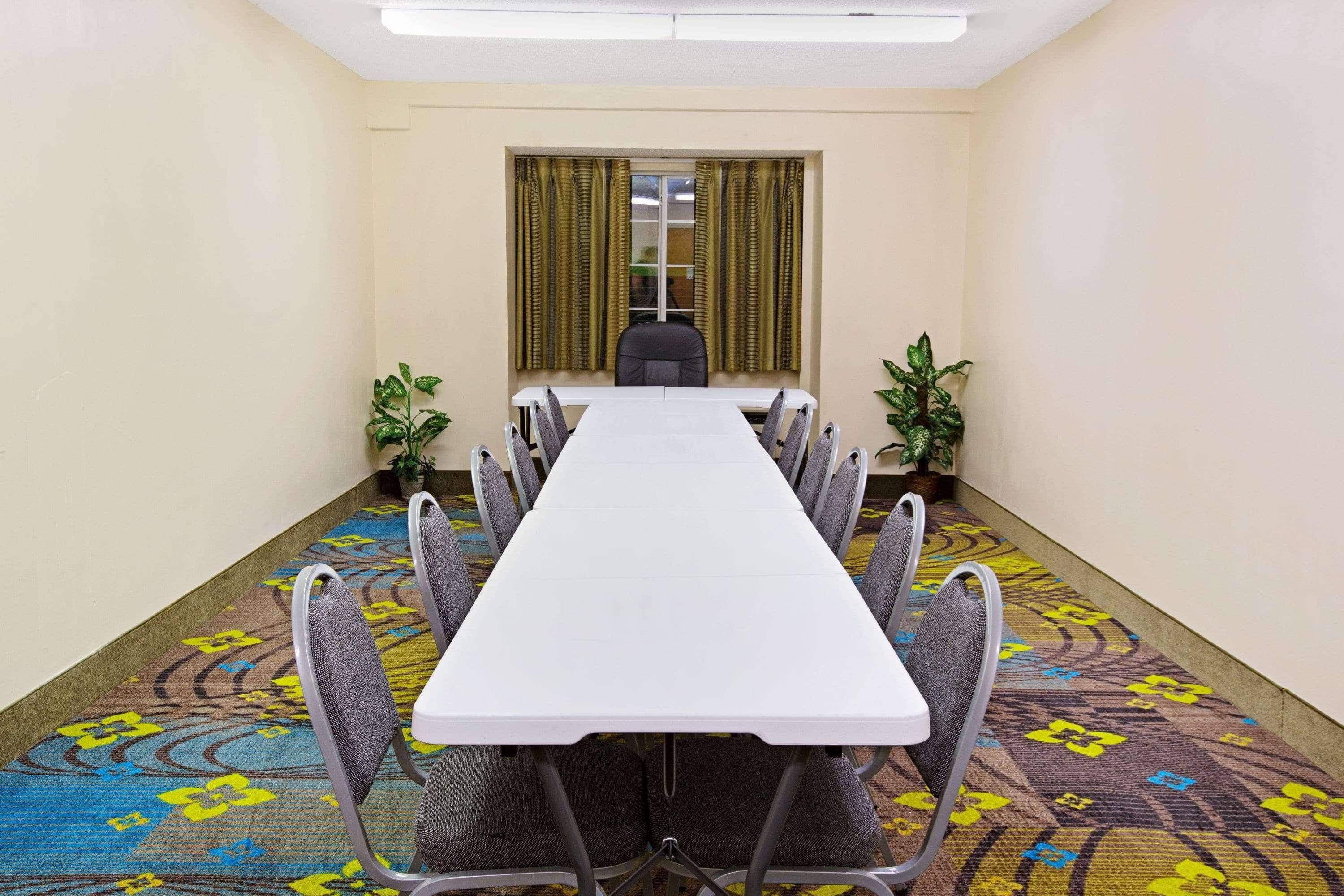 Microtel Inn & Suites By Wyndham Statesville Extérieur photo