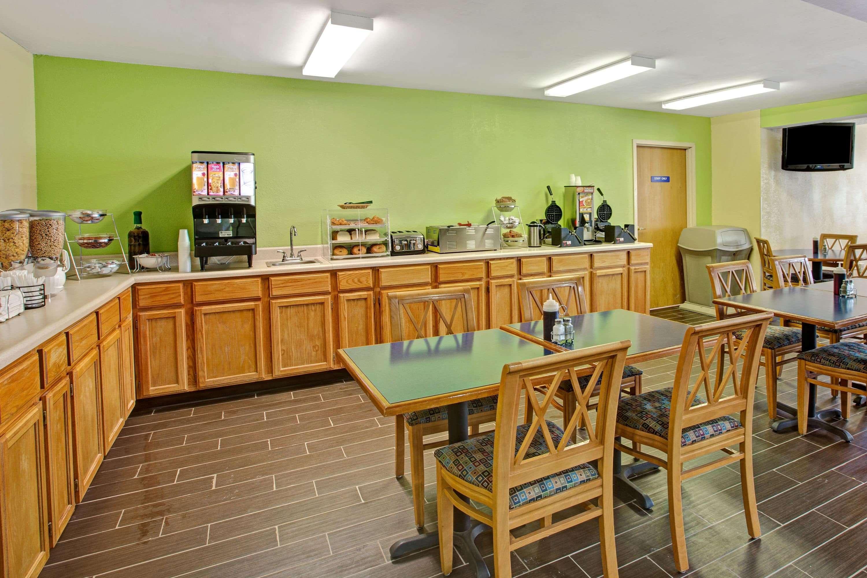 Microtel Inn & Suites By Wyndham Statesville Extérieur photo
