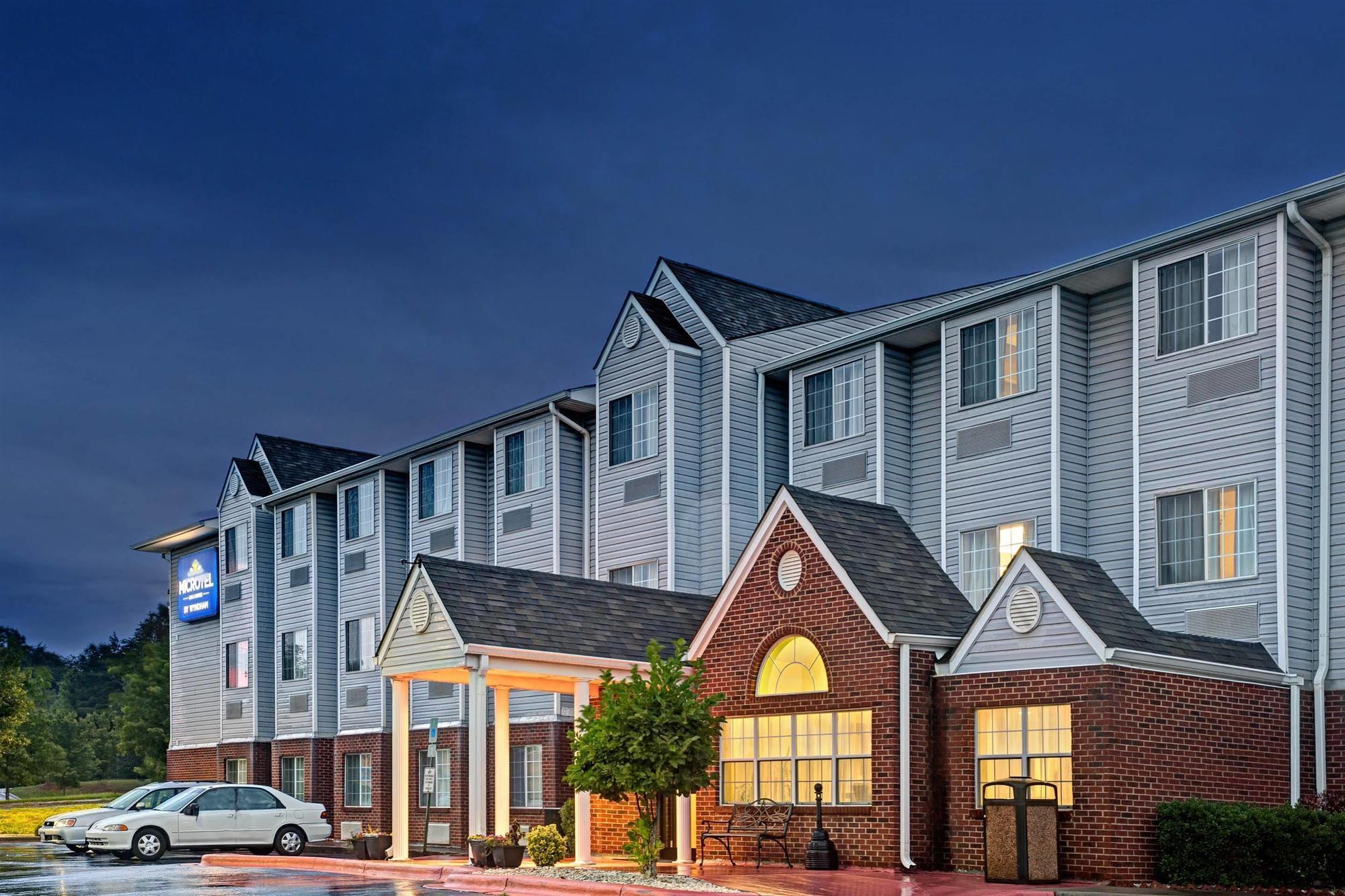 Microtel Inn & Suites By Wyndham Statesville Extérieur photo